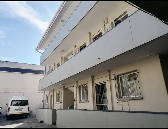 1 BEDROOM APARTMENT FOR SALE IN GQEBERHA CENTRAL